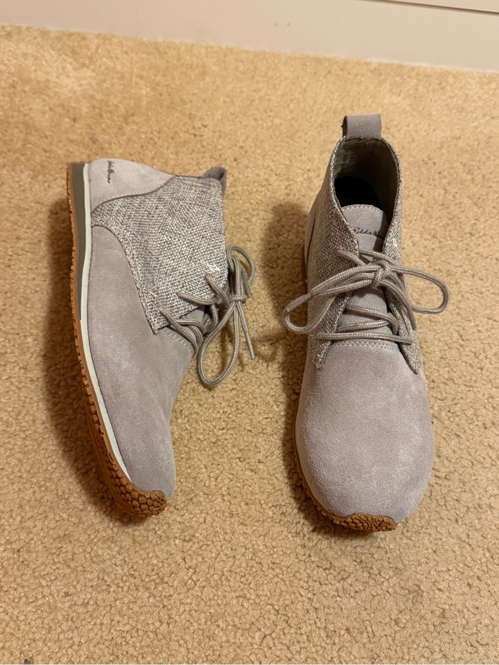 Eddie Bauer Women’s Gray Suede & Knit Chukka Sneakers / Ankle Boots